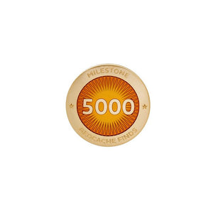 Gold pin for 5000 finds in orange 